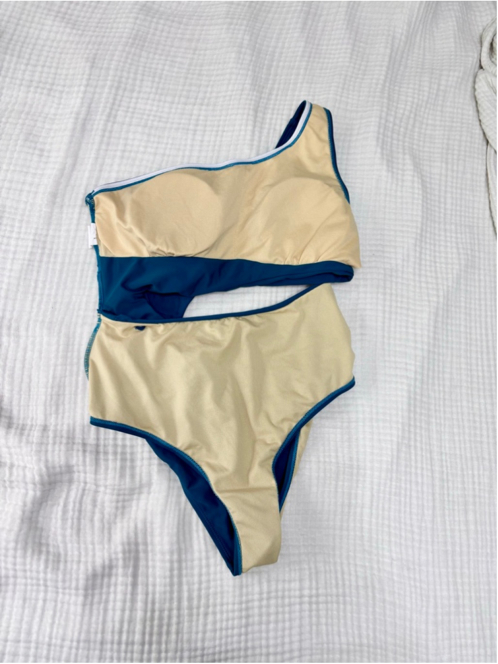 Women's Unbranded Teal One-Piece Swimsuit with Cutout and Tie, Size L - Picture 9 of 10